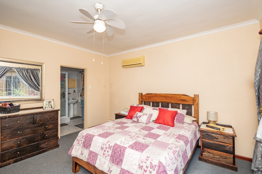 3 Bedroom Property for Sale in Arauna Western Cape